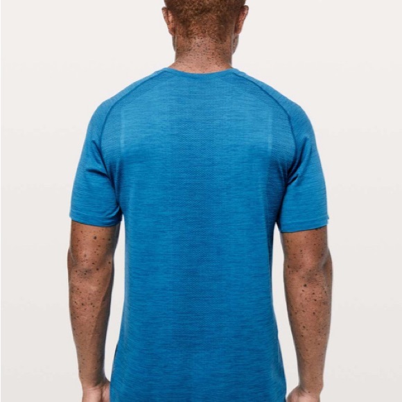 6004- Lululemon Men’s Metal Vent Tech Short Sleeve Dark Royal/Baltic Blue- LG - Picture 2 of 4